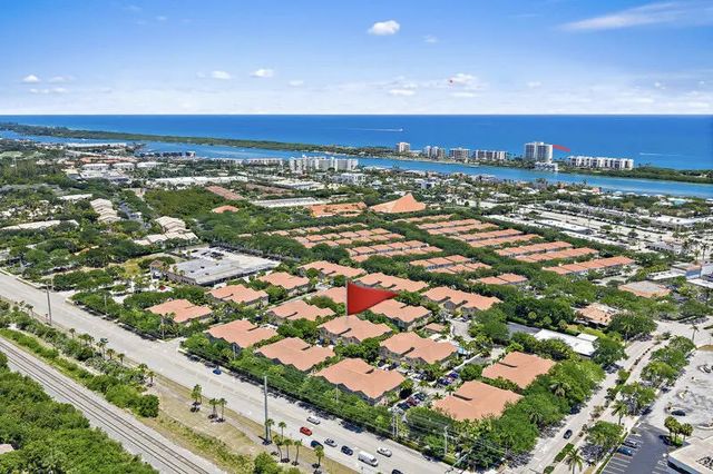 3 of 30 - 114 Lighthouse Circle #unit C, Tequesta, FL