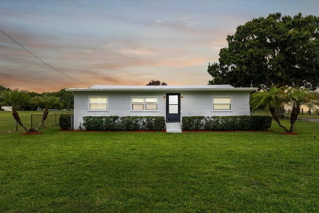 2 of 50 - 6635 58th Avenue, Vero Beach, FL