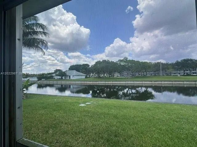 3 of 35 - 8309 Nw 59th Place, Tamarac, FL