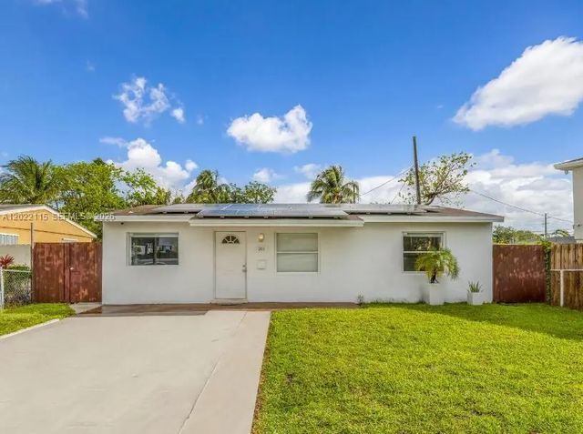 2411 Fletcher Street, Hollywood