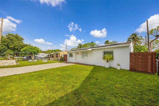 3 of 34 - 2411 Fletcher Street, Hollywood, FL