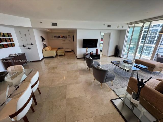 3 of 40 - 450 Alton Road #3505, Miami Beach, FL