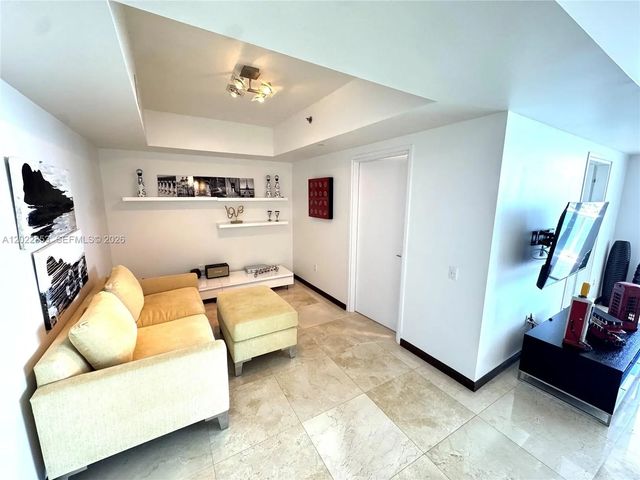5 of 40 - 450 Alton Road #3505, Miami Beach, FL