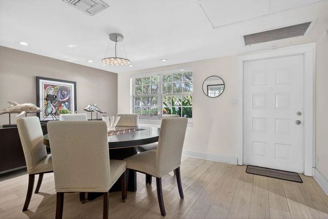 3 of 42 - 901 W Cypress Lane #103, Pompano Beach, FL