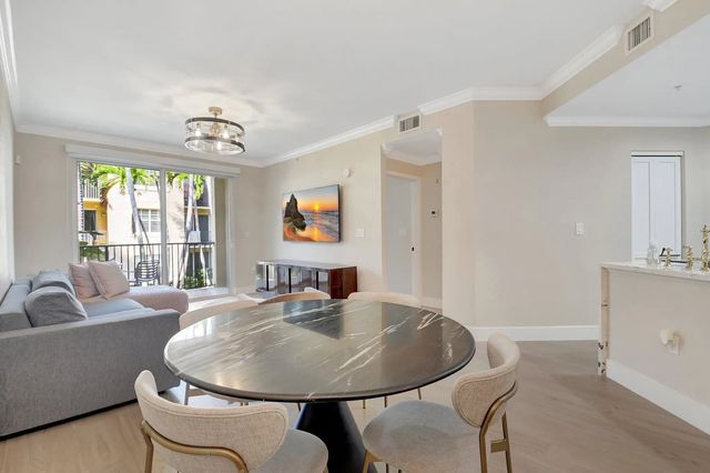 1803 N Flagler Drive #203, West Palm Beach