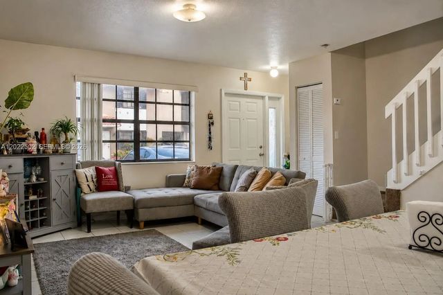 4 of 20 - 9880 Hammocks Boulevard #101-43, Miami, FL