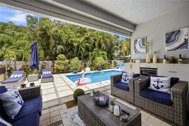 2 of 39 - 105 Ne 28th Court, Wilton Manors, FL