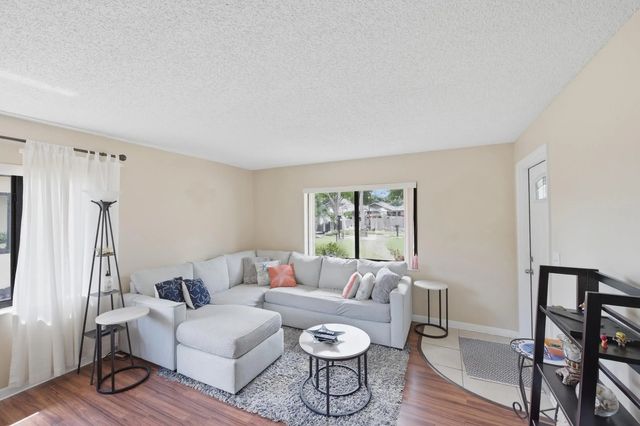 10222 Pine Drive, Boynton Beach