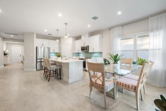 2 of 44 - 178 Sw Pomeroy Street, Stuart, FL