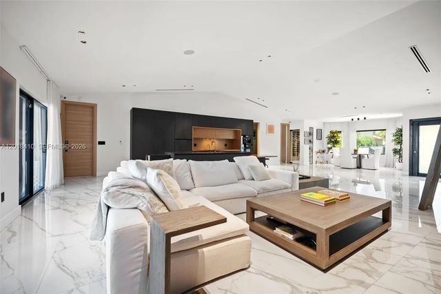 4 of 56 - 16431 Ne 34th Avenue, North Miami Beach, FL