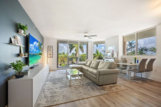 4 of 46 - 2001 N Ocean Boulevard #304, Fort Lauderdale, FL