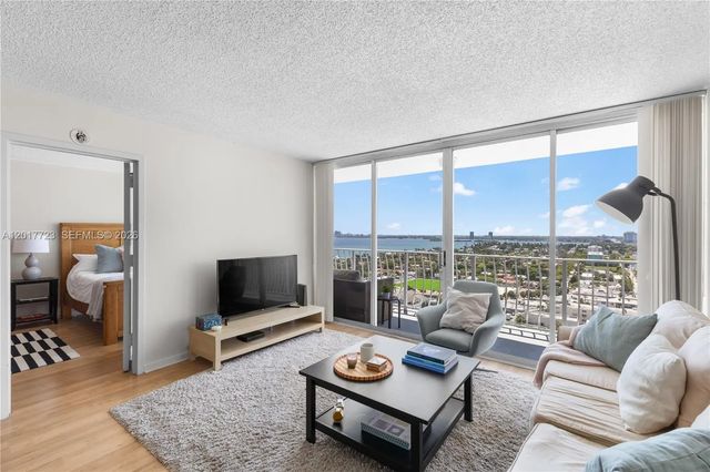 7601 E Treasure Drive #2001, North Bay Village