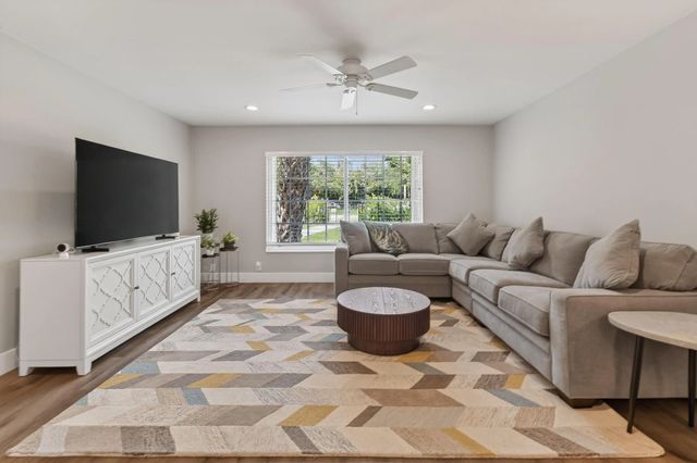 11521 Landing Place #e1, North Palm Beach