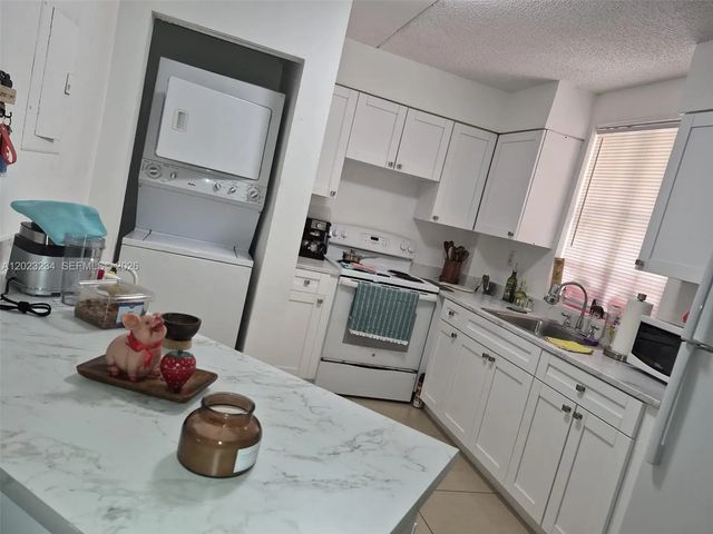 2 of 6 - 6195 Nw 186th Street #106, Hialeah, FL