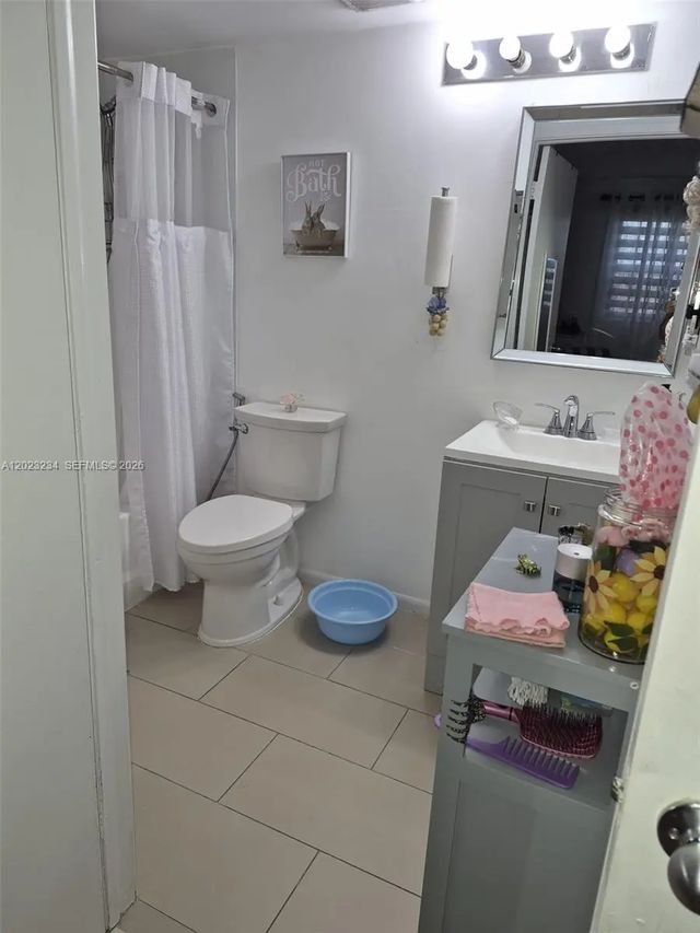 5 of 6 - 6195 Nw 186th Street #106, Hialeah, FL
