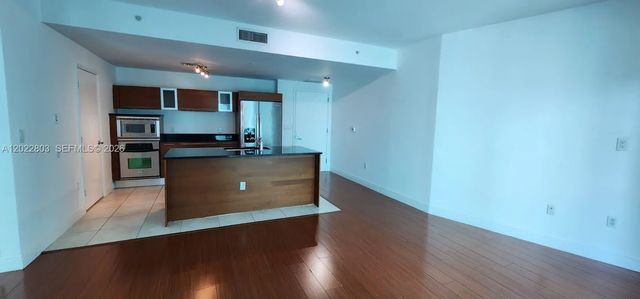 2 of 21 - 1900 N Bayshore Drive #3717, Miami, FL