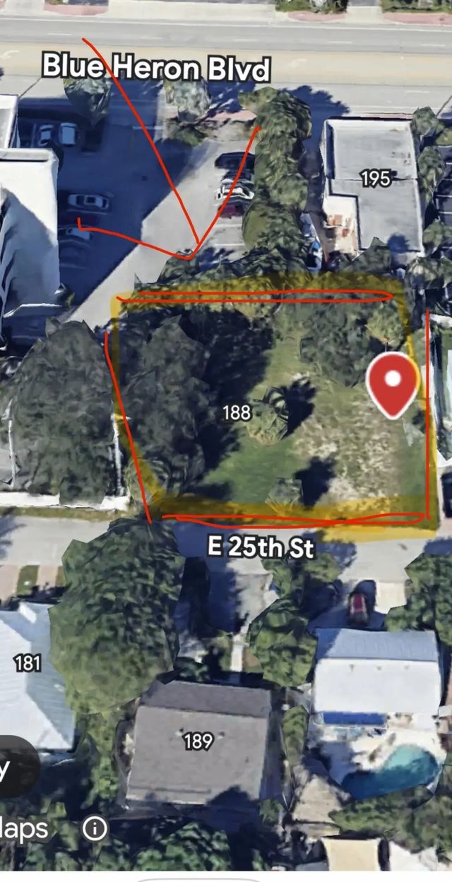 2 of 3 - 188 E 25th Street, Riviera Beach, FL