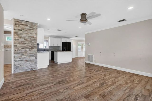 4 of 26 - 2030 N 57th Terrace, Hollywood, FL