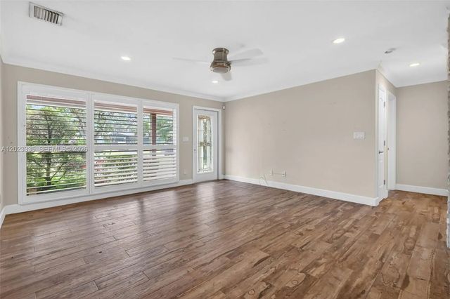 5 of 26 - 2030 N 57th Terrace, Hollywood, FL