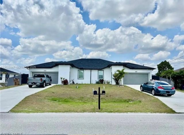 5022-5024 Centennial Boulevard, Lehigh Acres