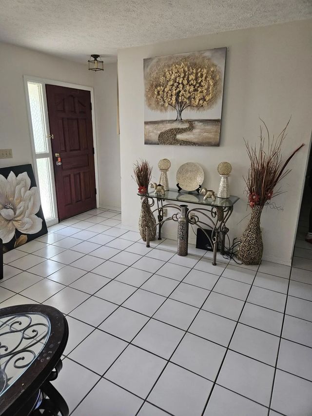 3 of 3 - 967 Se Breakwater Avenue, Port St. Lucie, FL