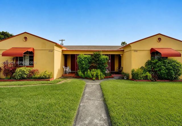2 of 12 - 1723-1743 Moffett Street, Hollywood, FL