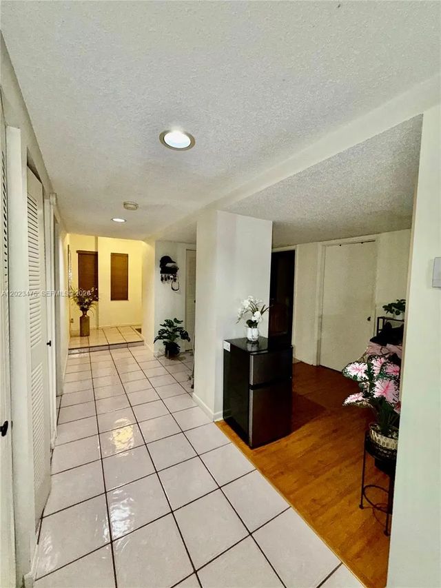 4 of 15 - 4725 Sw 62nd Avenue #104, Davie, FL