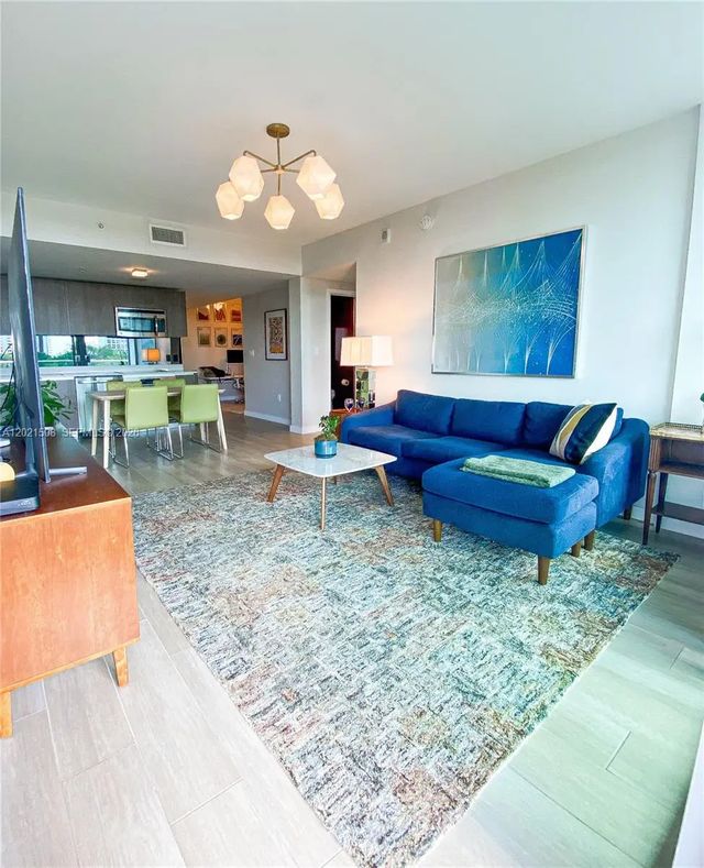 1600 Sw 1 Avenue #515, Miami
