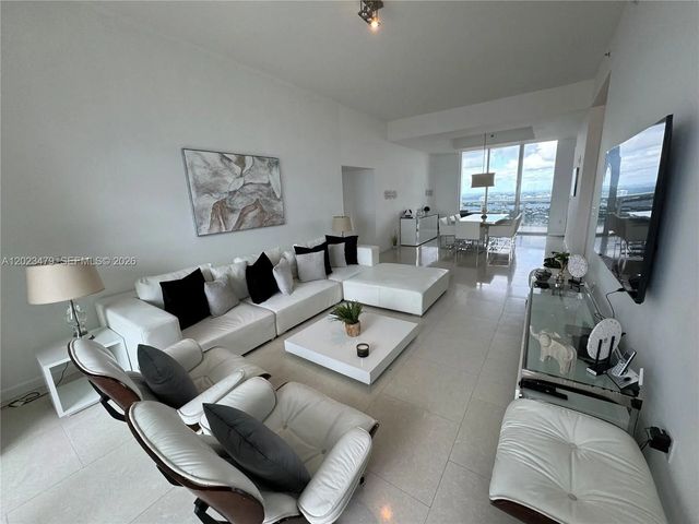 3 of 36 - 16001 Collins Avenue #4006, Sunny Isles Beach, FL