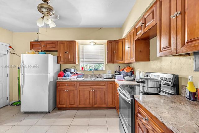 4 of 47 - 94 Nw 69th Street, Miami, FL