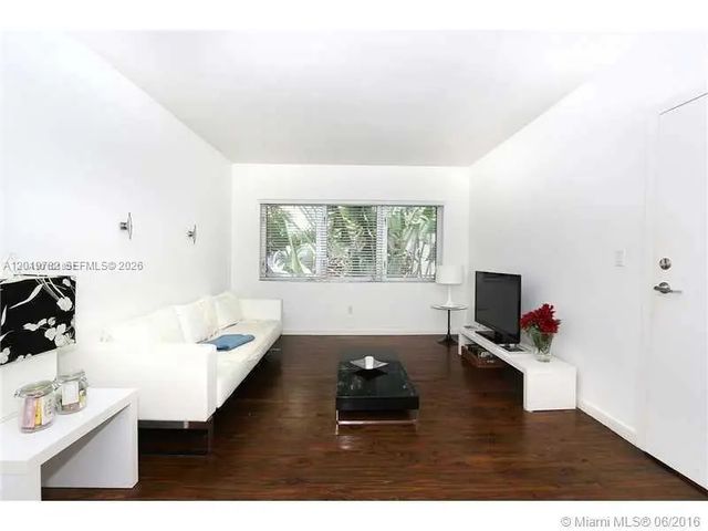 4 of 9 - 1616 Euclid Avenue #6, Miami Beach, FL