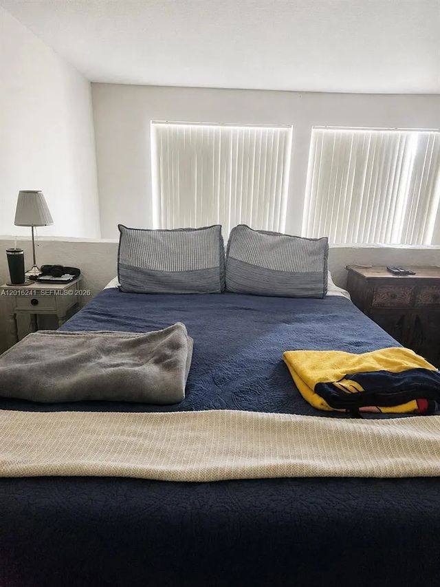 3 of 8 - 18051 Nw 68th Avenue #k201, Hialeah, FL
