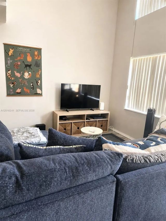 4 of 8 - 18051 Nw 68th Avenue #k201, Hialeah, FL