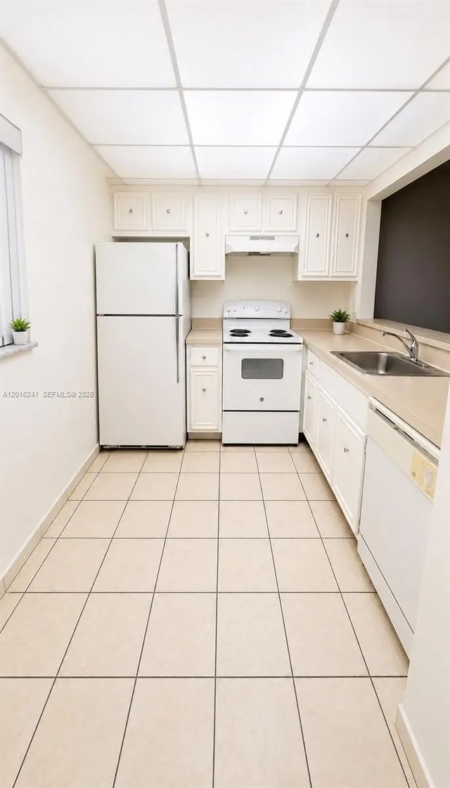 5 of 8 - 18051 Nw 68th Avenue #k201, Hialeah, FL