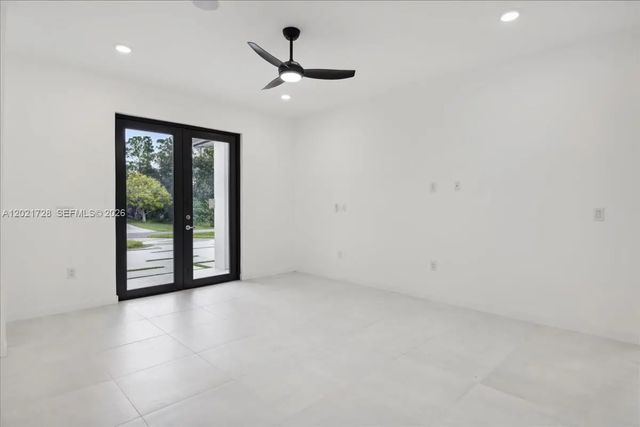 3 of 27 - 1310 Jefferson Avenue, Lehigh Acres, FL