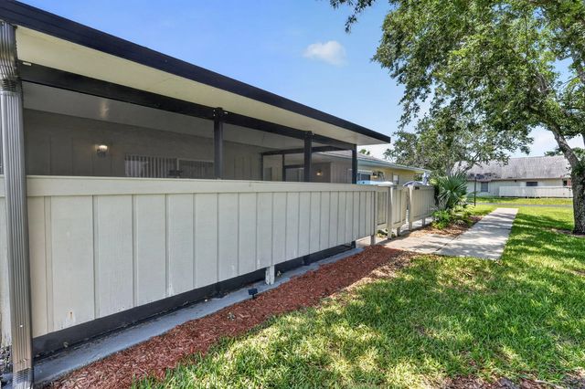 5 of 42 - 3911 Nw Cinnamon Tree Circle, Jensen Beach, FL