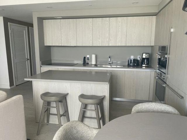 5 of 20 - 4010 S Ocean Drive #r2104, Hollywood, FL
