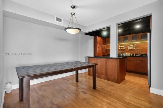 4 of 29 - 2000 Towerside Terrace #709, Miami, FL