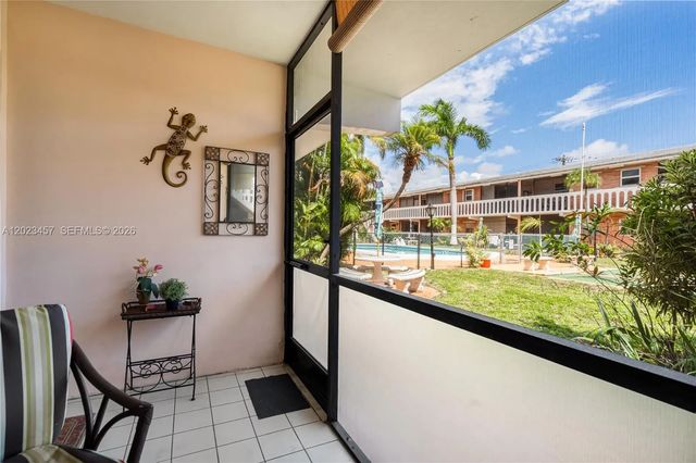 2 of 24 - 160 Ne 8th Avenue #21a, Hallandale Beach, FL