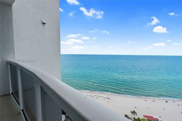 3 of 30 - 18001 Collins Avenue #2010, Sunny Isles Beach, FL