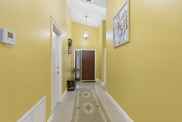 2 of 45 - 7040 Golf Pointe Circle, Tamarac, FL