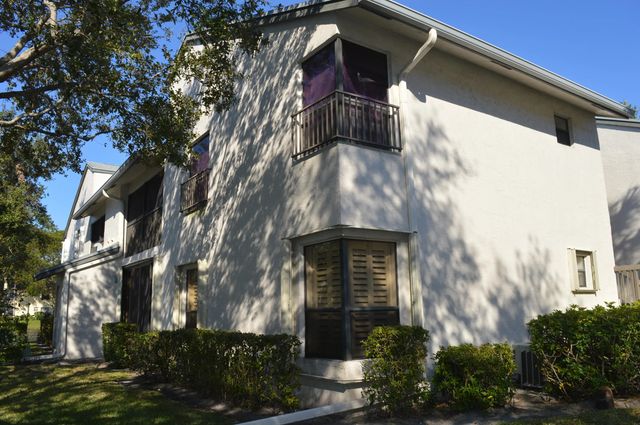 2 of 30 - 3511 Cocoplum Circle, Coconut Creek, FL