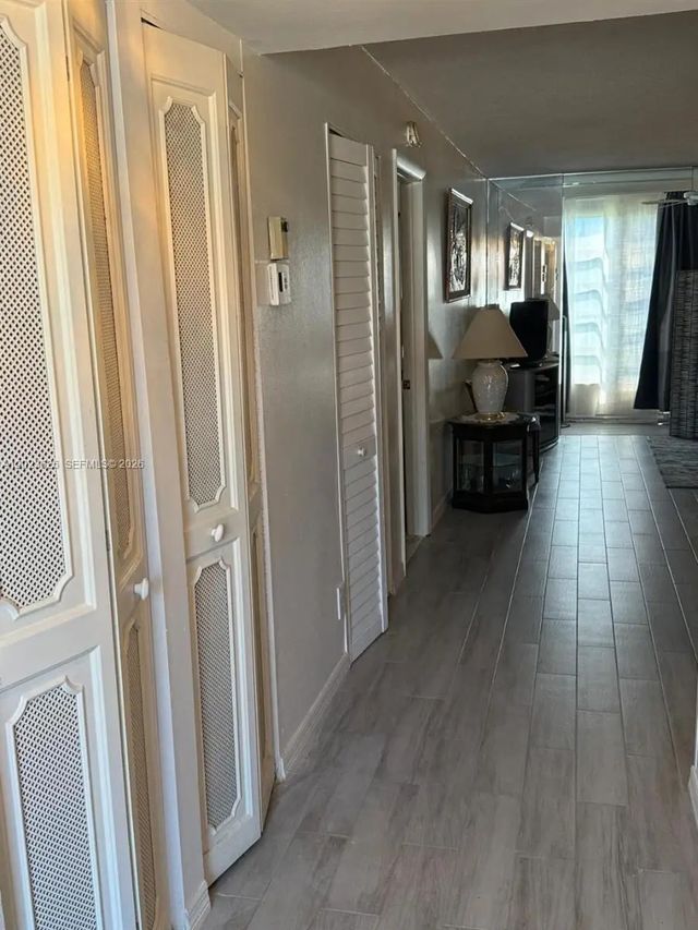 4 of 20 - 9401 Sunrise Lakes Boulevard #109, Sunrise, FL