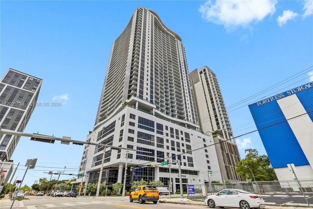1600 Ne 1st Avenue #1612, Miami