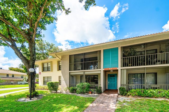 9810 Pineapple Tree Drive #101, Boynton Beach