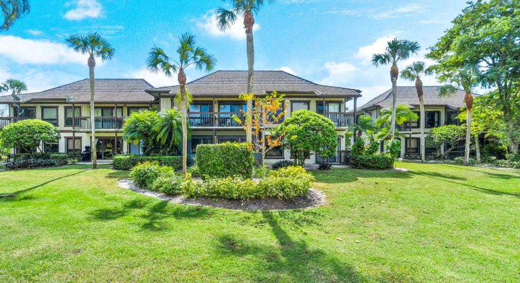 13334 Polo Club Road #216, Wellington