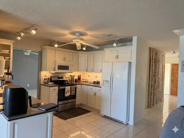 4 of 15 - 2554 Sw 23rd Cranbrook Drive, Boynton Beach, FL