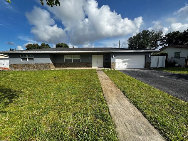 4560 Nw 6th Court, Plantation