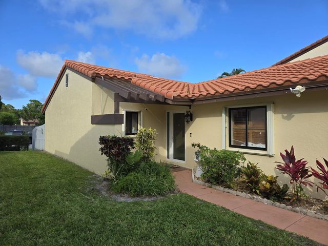 2 of 2 - 2835 Sand Pines Court, Lake Worth, FL