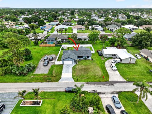 4 of 40 - 641 Se Streamlet Avenue, Port St. Lucie, FL